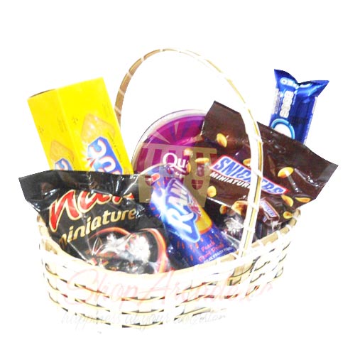 Party Treat Basket