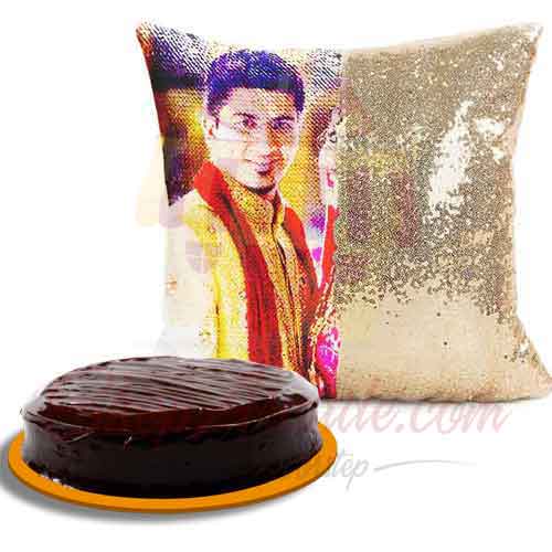 Magic Cushion With Cake