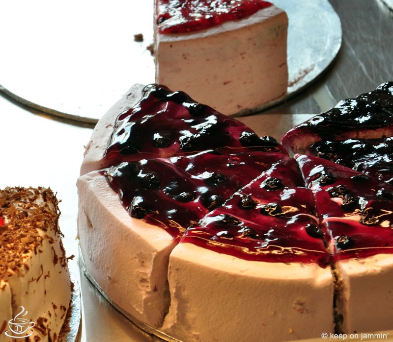 Strawberry Cheese Cake 3 lbs - Jammin Java