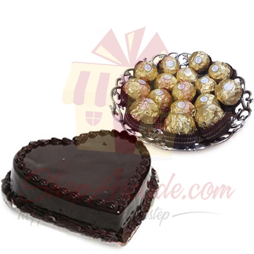 Rocher Tray With Heart Cake