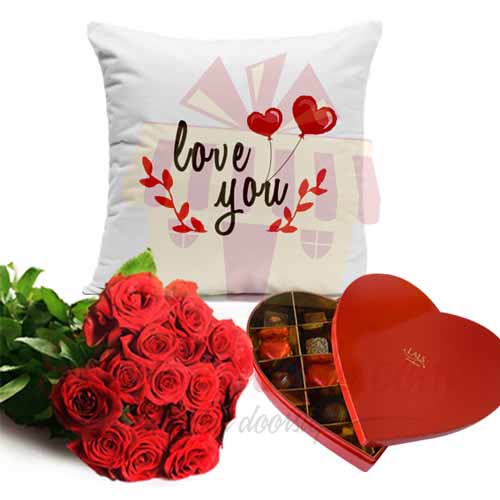 Roses With Choco Heart And Cushion