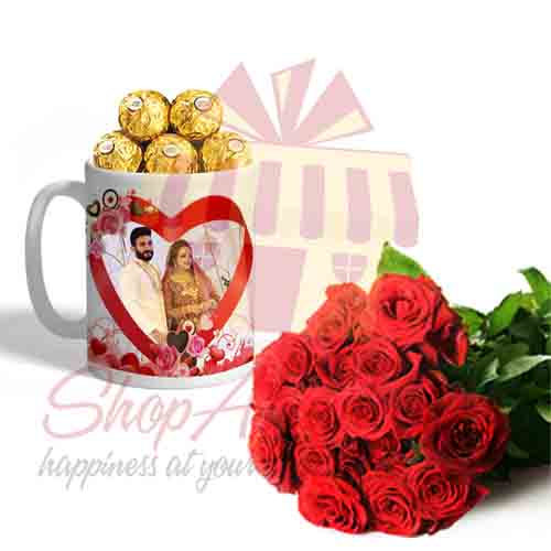 Ferrero In A Love Picture Mug With Red Roses