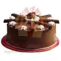 choc-kitkat-cake-2lbs---cake-lounge