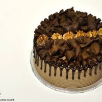 chocolate-caramel-cake--(3.5-lbs)---jammin-java