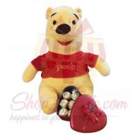 pooh-with-chocolate-heart