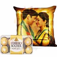 led-anni-cushion-with-chocolates