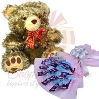 golden-teddy-with-diary-milk-bouquet