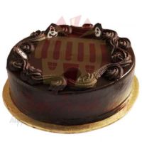 dark-chocolate-cake---black-and-brown