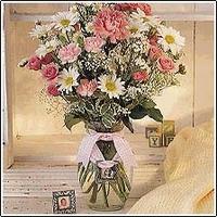 hand-tied-in-a-vase