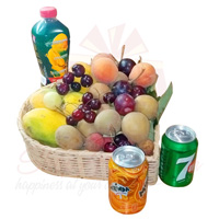 heart-fruit-basket-with-drinks