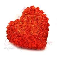 rose-heart-cushion-