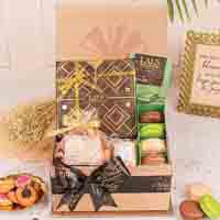 black-and-gold-hamper-by-lals
