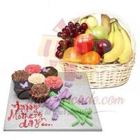 cupcakes-with-fruits