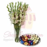 glads-with-choc-tray