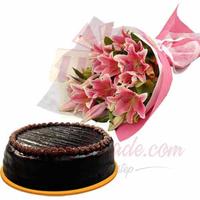 chocolate-cake-with-lilies