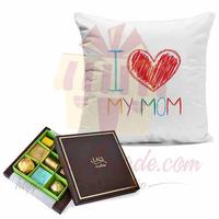 mom-cushion-with-chocs
