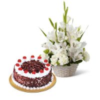 glads-basket-with-cake