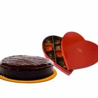 choco-heart-with-cake