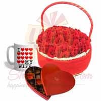 rose-basket-with-mug-and-chocolates