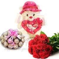 rose-teddy-and-rocher-tray